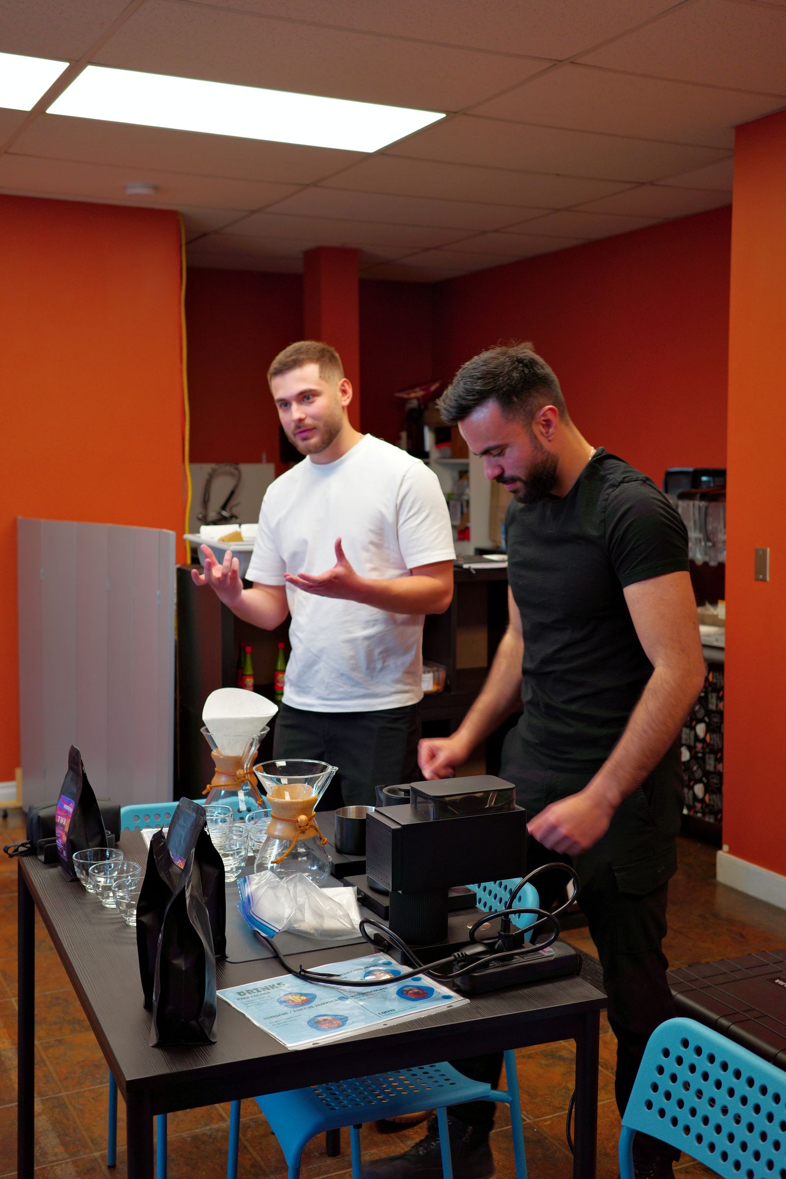 A Ridgeline tasting with a cafe team